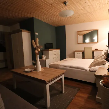 بيت ضيافة Zamecky Rotunda Břeclav