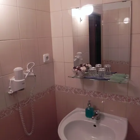 Zamecky Rotunda 3*