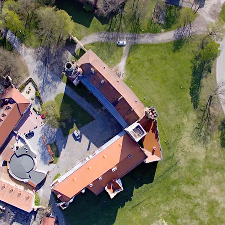 Zamecky Rotunda 3* Břeclav