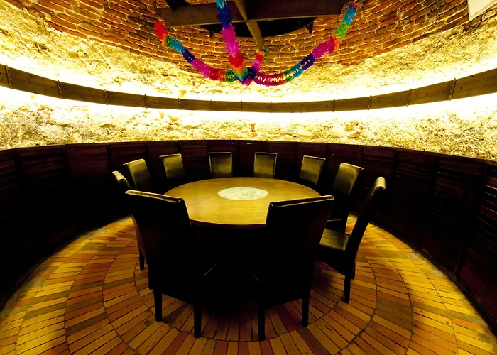Zamecky Rotunda 3*